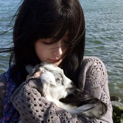 红颜吐珠待君王